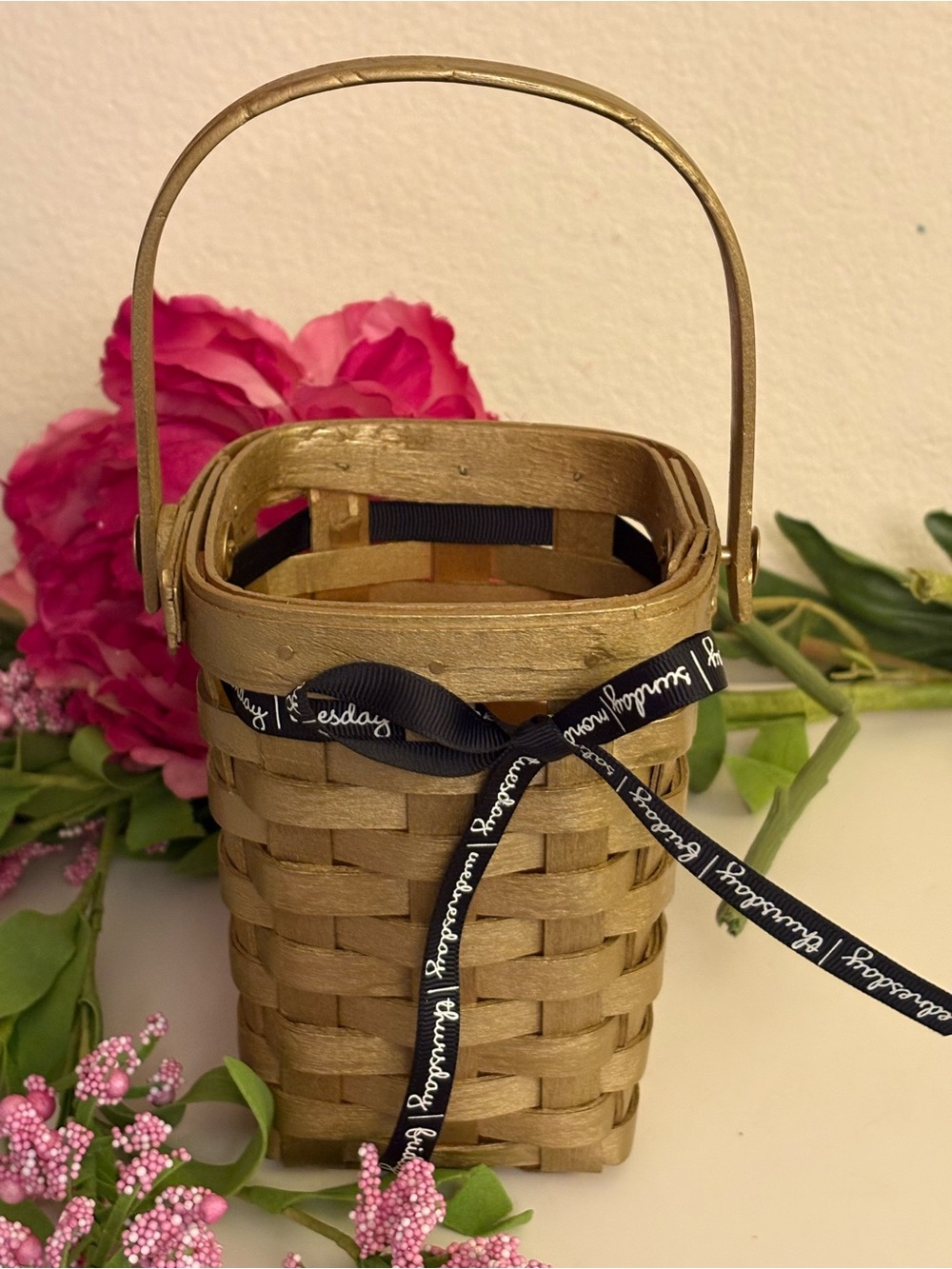 Vintage Longaberger 1998 Basket Painted Metallic Gold with Ribbon Detail
